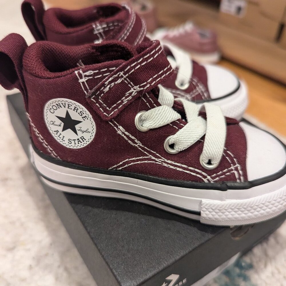 Chuck Taylor All Star Malden Street Easy-On Canvas